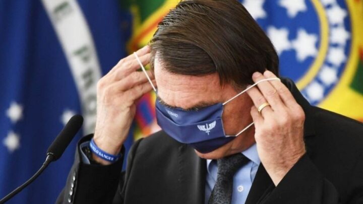 Sem nada melhor pra fazer, vereadores aprovam título de “cidadão honorário” para Jair Bolsonaro