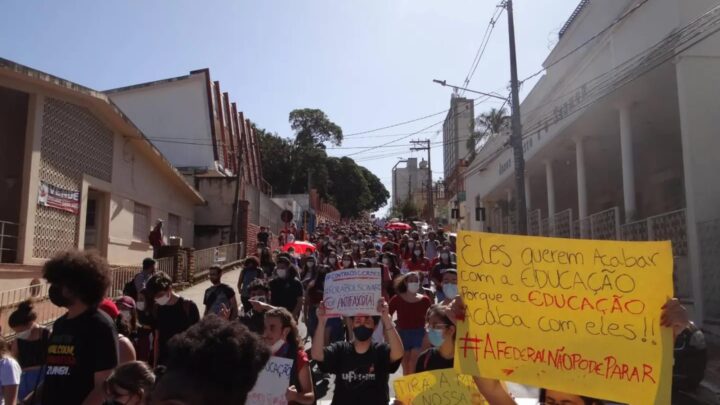 Pós-Graduação também deflagra greve na UFSCar: Governo Lula tem culpa?